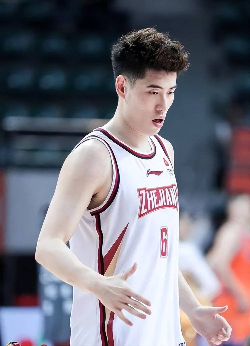 九游官网首页-国际比赛日突围战来临，浙江稠州围绕NBA总决赛完成体检，压力陡增，赛程密集仍需轮换(杜兰特加盟湖人联手詹姆斯队)